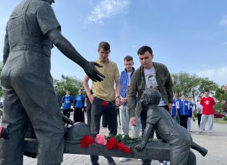 Астраханские патриоты чтят память о погибших